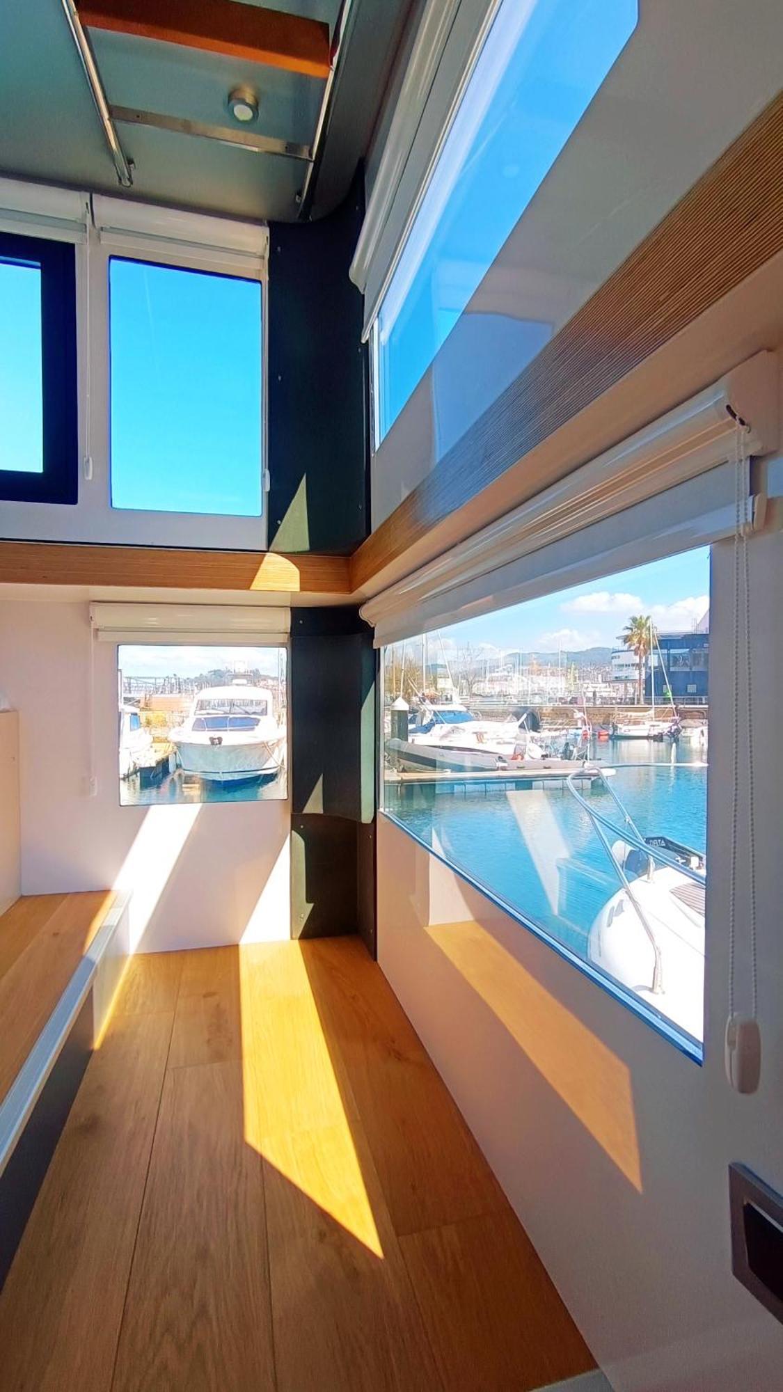 Casa Flotante En El Puerto De Vigo - Different Charter Exterior foto